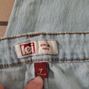 Lei jeans